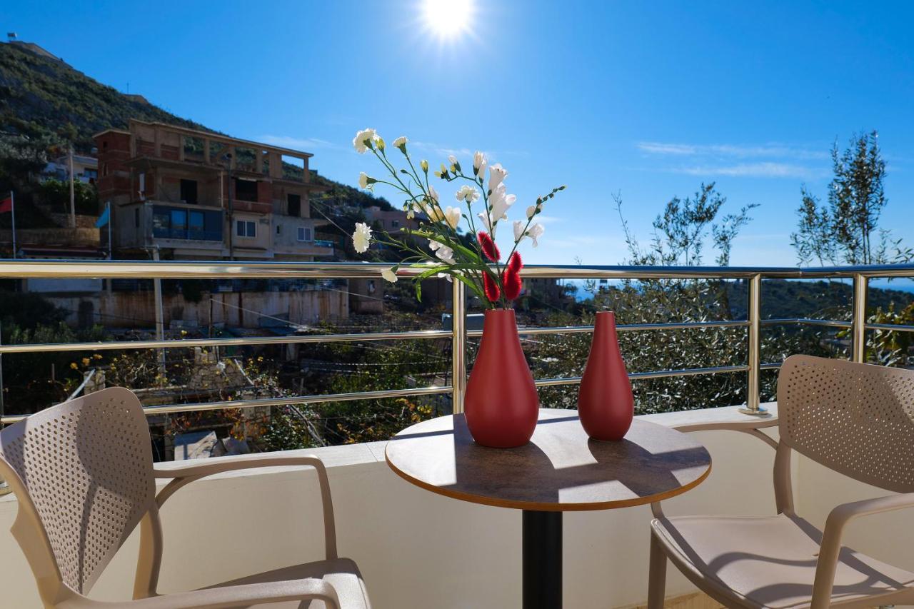 Sunny Holiday Sarandë Eksteriør bilde