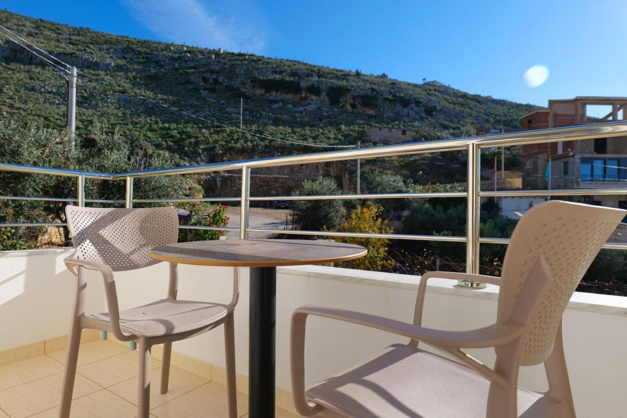 Sunny Holiday Sarandë Eksteriør bilde